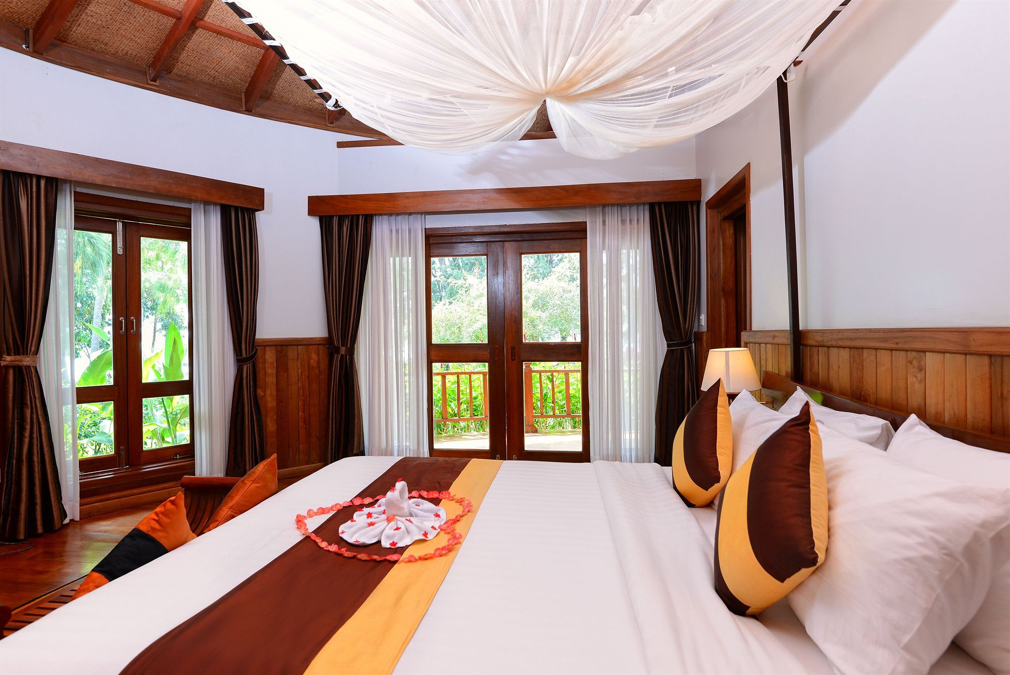 Nataya Round House Coral Bay Resort Кампот Екстериор снимка